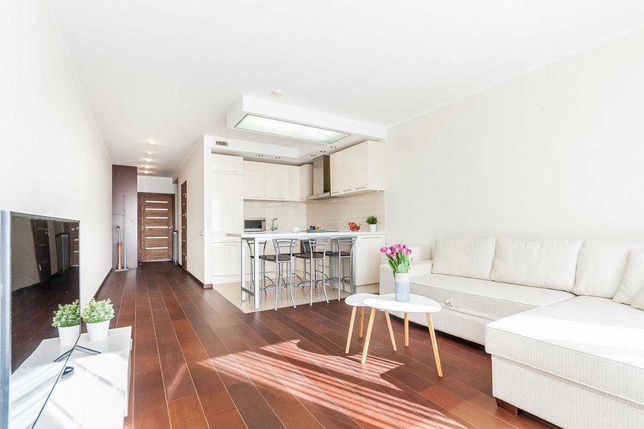 Central Apartment In Gedimino Av By Urban Rent Vilnius Bagian luar foto