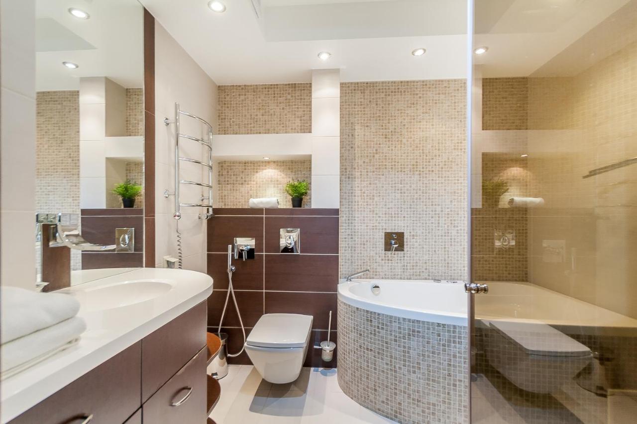 Central Apartment In Gedimino Av By Urban Rent Vilnius Bagian luar foto